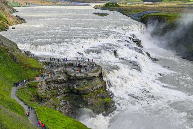 Golden Circle & Northern Lights Tour from Reykjavik - The two-hour reset in Reykjavík