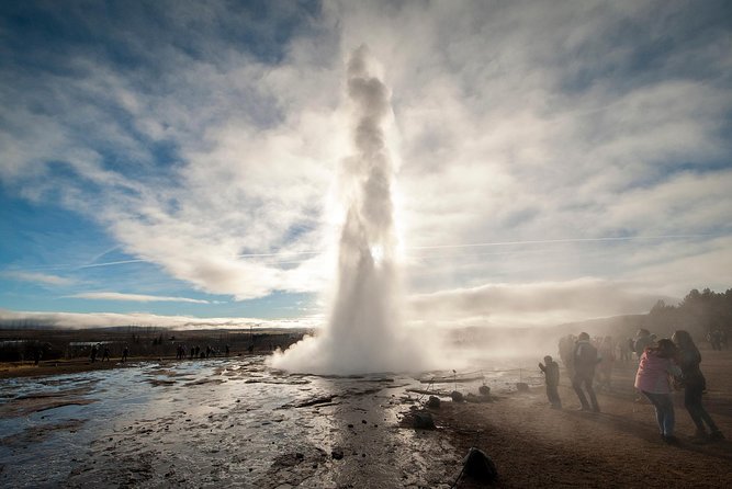 Golden Circle, Secret Lagoon and Kerid Crater Tour from Reykjavik - Secret Lagoon: the day’s warm reset