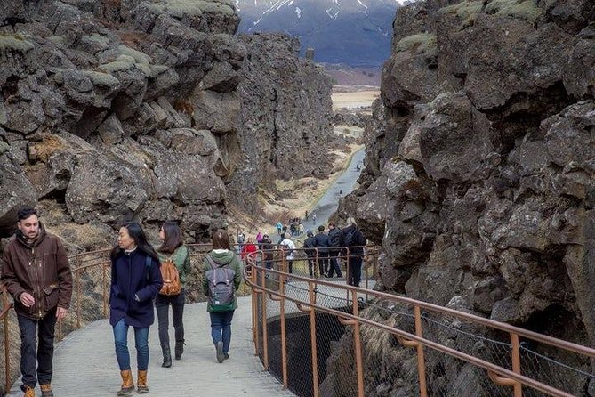 Golden Circle, Secret Lagoon & Kerið Small Group Tour - Timing, weather, and what to pack