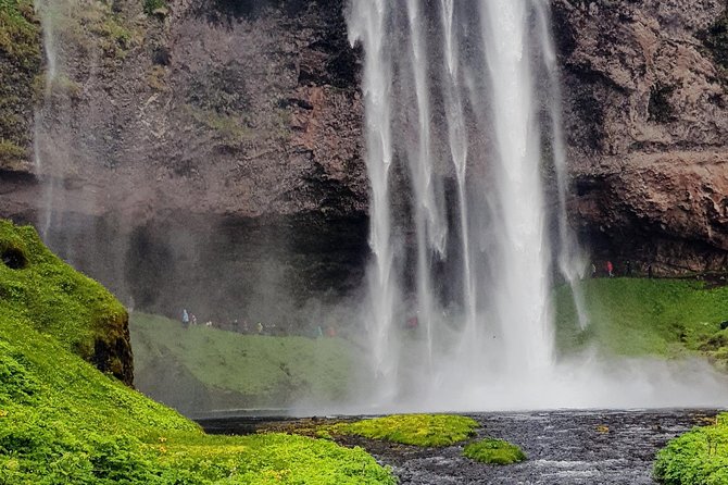 Golden Circle & South Coast Tour - Seljalandsfoss and the walk behind the water