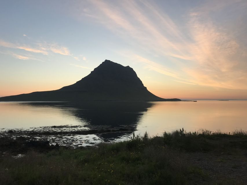 Grundarfjörður: Midnight Sun Kayaking Adventure - Booking flexibility and the practical details