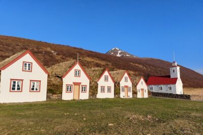 Half-Day Combo Tour to Goðafoss, Laufas and The Christmas House