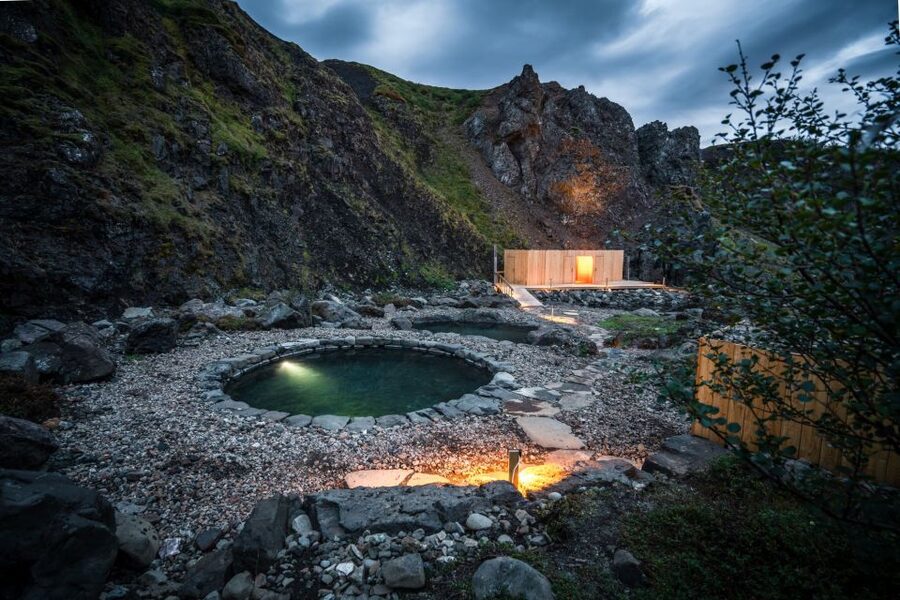 Husafell: Canyon Baths Soak with Short Highlands Hike - How the two-hour schedule works