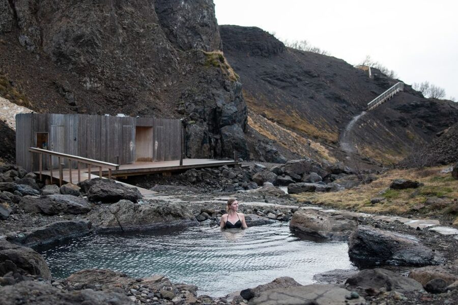 Husafell: Canyon Baths Soak with Short Highlands Hike - The Hringsgil Canyon walk is short but not effortless