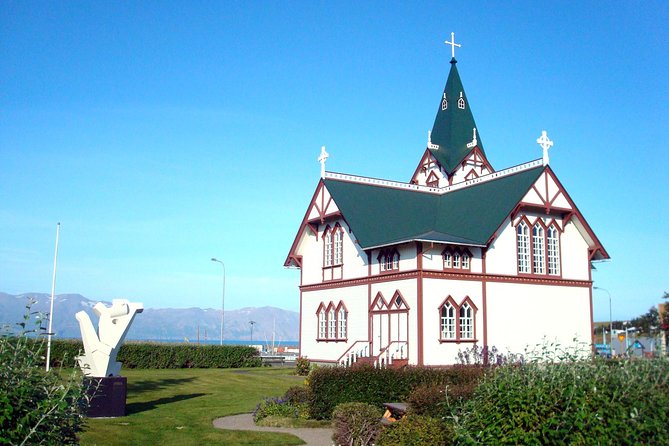 Húsavík walking tour - Why this short Húsavík walk makes sense