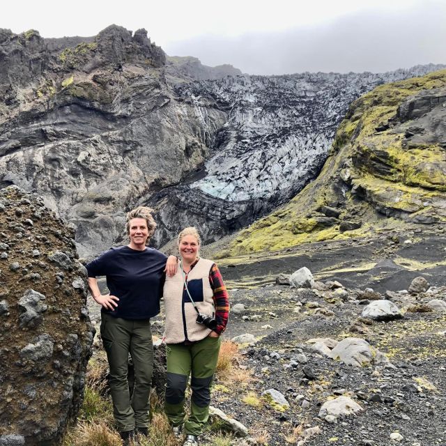 Hvolsvöllur: Private Thorsmork Guided Day Hike by Super Jeep - What to wear and pack for seven hours outside