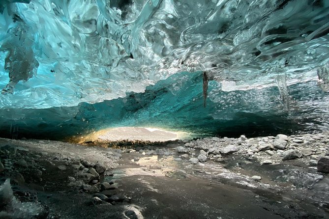 Ice Cave and Glacier Exploration Tour of Vatnajökull from Jökulsárlón - Who will get the most from this experience?