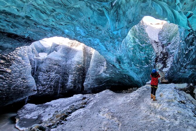 Ice Cave and Glacier Walk into Blue Glacier Canyon - The approach across Vatnajökull
