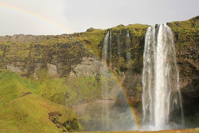 Iceland Complete: Around Iceland in 10 Days - Day 7: Northern towns and the coast