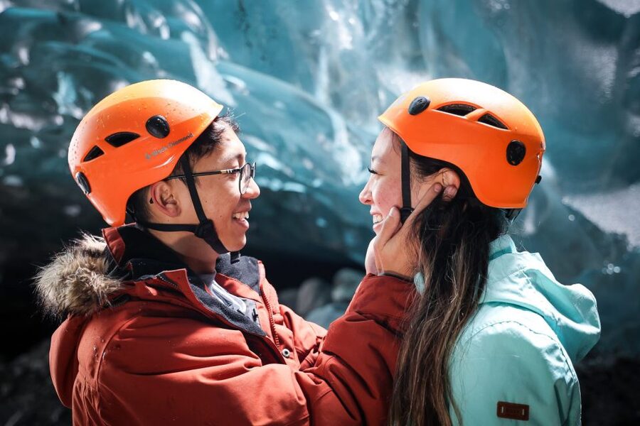 Iceland: Ice Cave Captured with Professional Photos - Who should book this ice cave trip?