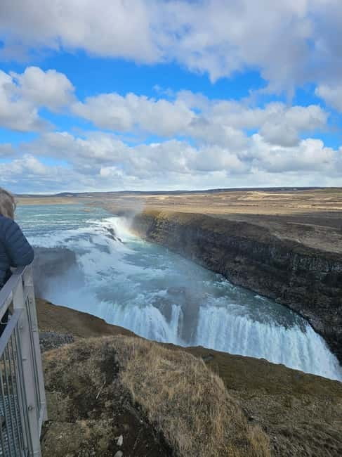 Iceland Reykjavik: Golden Circle Private Tour - Þingvallavatn and the changing shape of Iceland