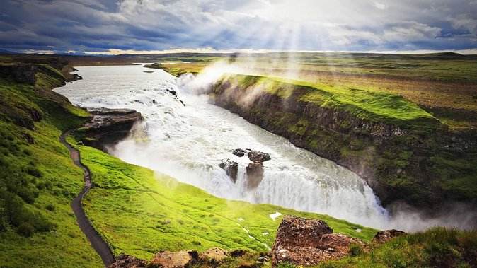 Iceland Stopover: The Golden Circle Day Tour - Pickup, timing, and the one caution to take seriously