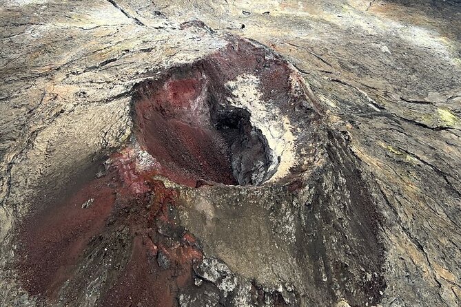 Iceland Volcanic Eruption Area Helicopter Tour from Reykjavík - Why this helicopter flight is different