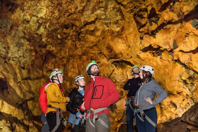 Inside the Volcano: Small-Group Tour and Lava Field Hike - Reaching the crater rim and preparing for the lift
