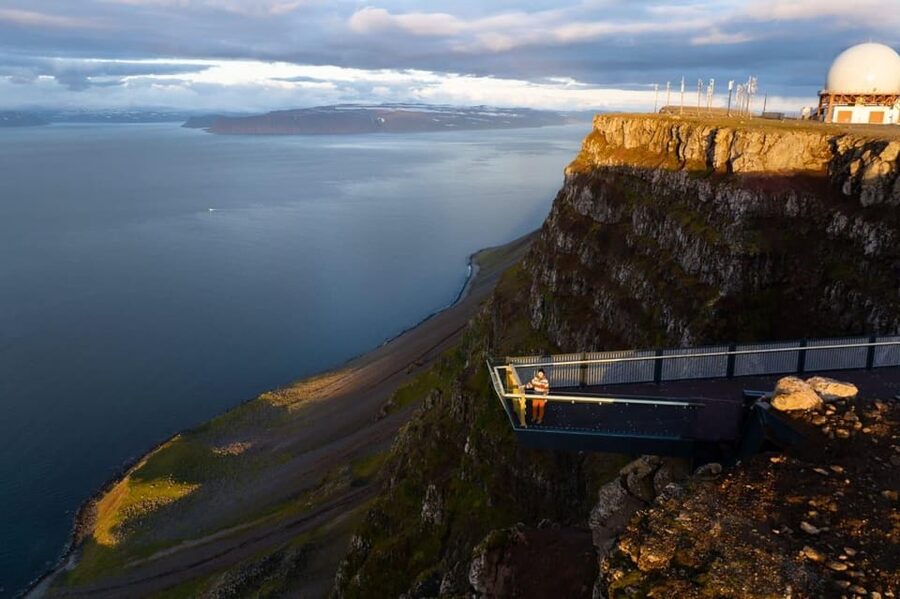 Isafjordur: Bolafjall View Platform Guided Trip by Bus - Weather, safety, and the value of a backup plan