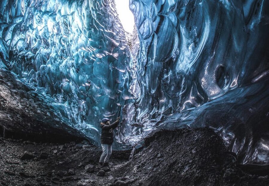 Jökulsárlón: Crystal Ice Cave Super Jeep Tour - Who should book this experience?