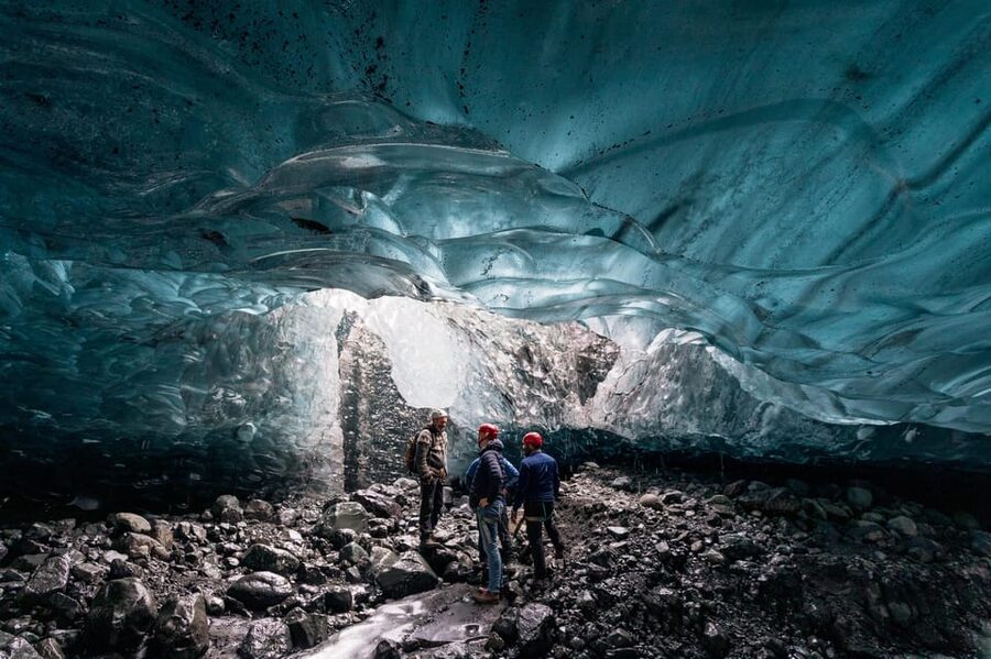 Jökulsárlón: Crystal Ice Cave Super Jeep Tour - Inside Breiðamerkurjökull’s changing caves