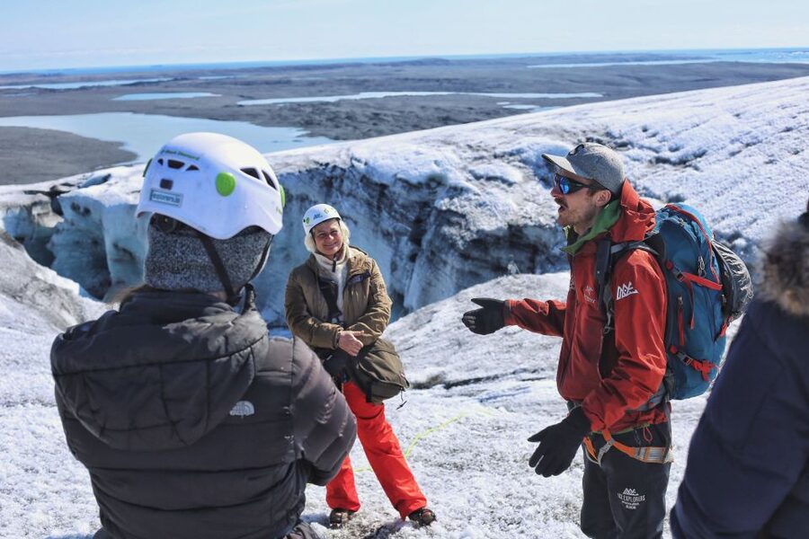 Jökulsárlón: Vatnajökull Glacier Guided Hiking Tour - At a glance