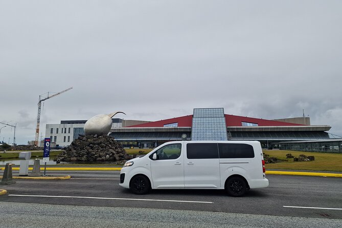 Keflavik Airport Private Transfer Round Trip - A return pickup that removes one more task