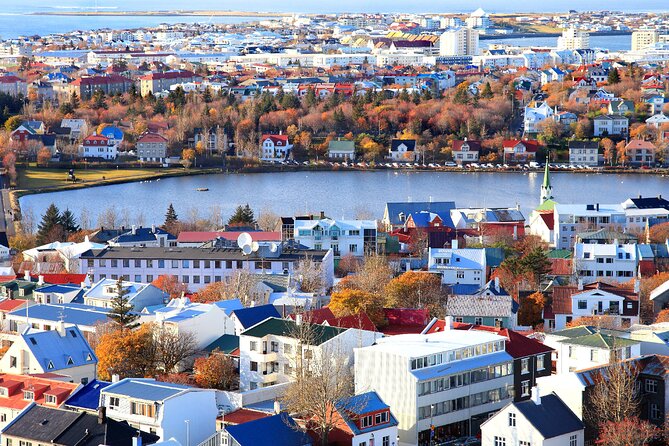 Keflavik International Airport Private Transfer - Why a private Keflavik transfer can make sense