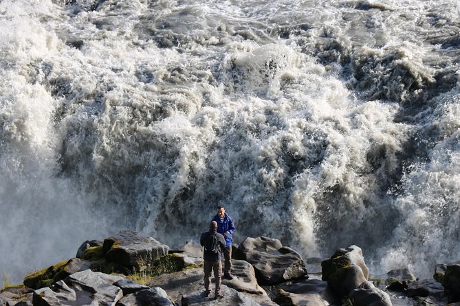Lake Mývatn and Powerful Dettifoss Day Tour from Akureyri - Dettifoss delivers the day’s biggest impact