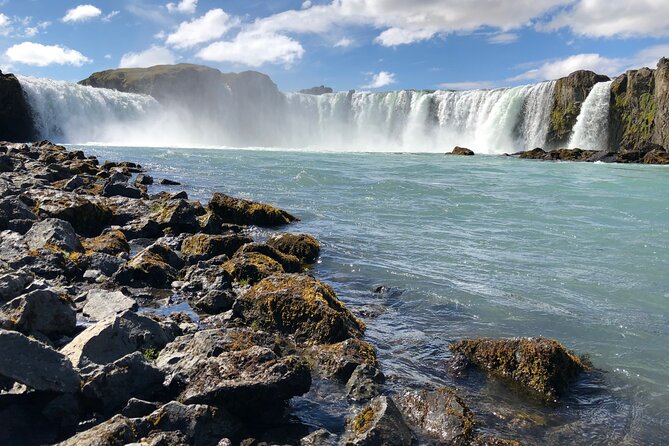 Lake Myvatn Private Day Tour Mývatn, Godafoss Waterfall for Cruise Ships - Why this private tour works well from Akureyri