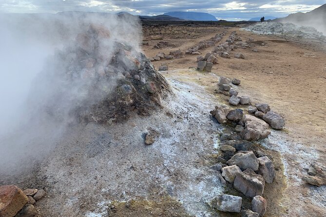 Lake Myvatn Private Day Tour Mývatn, Godafoss Waterfall for Cruise Ships - Lake Myvatn’s unusual mix of fire and water