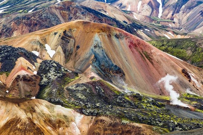 Landmannalaugar 4x4 Tour - Private - The 8:30 am start and the long road inland
