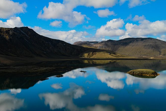 Landmannalaugar and Hekla Volcano / guided private tour - Landmannalaugar: hot water and a short Highland pause