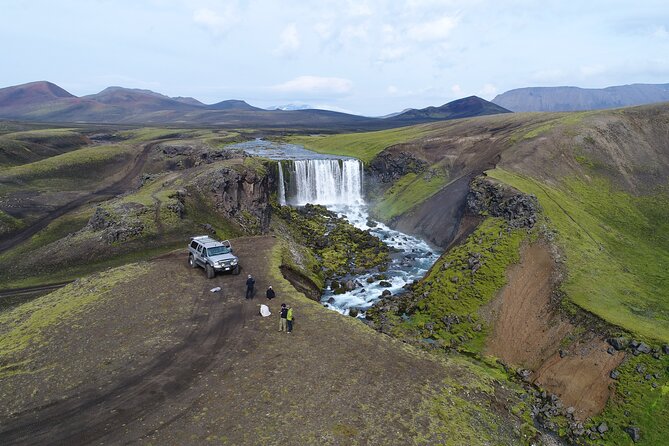 Landmannalaugar and Hekla Volcano / guided private tour - Food, clothing, and timing
