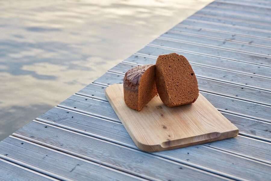Laugarvatn Fontana: Geothermal Bread-Baking Experience - A 24-hour loaf cooked in Iceland’s warm ground