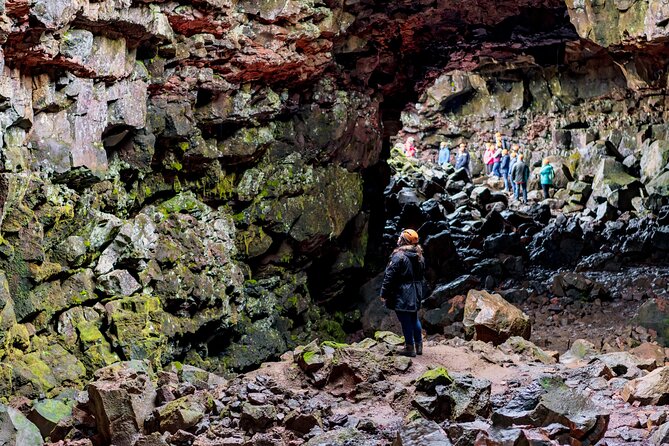 Lava Caving Experience - Getting there from Reykjavik