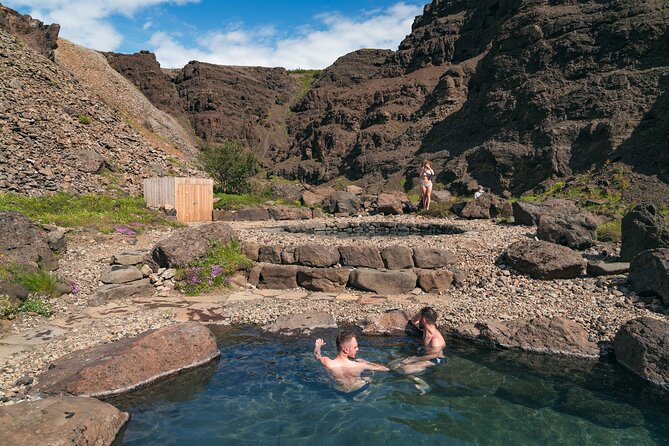 Lava Waterfalls, Sagas & Unique Canyon Baths - Small Group Tour - What $229 buys you