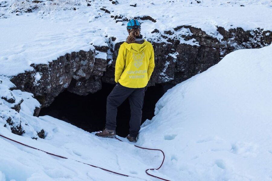 Leidarendi Cave: Lava Tunnel Caving from Reykjavik - Price, timing, and overall value