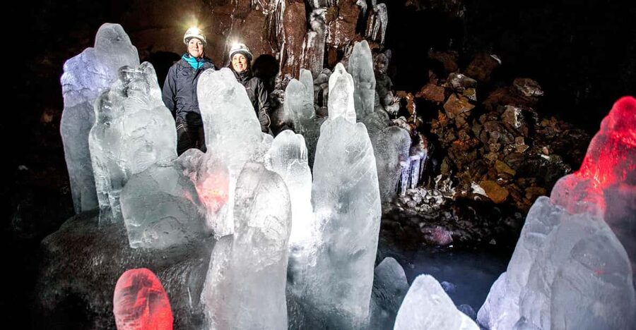 Lofthellir Ice Cave Super Jeep Tour - The 800-meter walk across Búrfellshraun