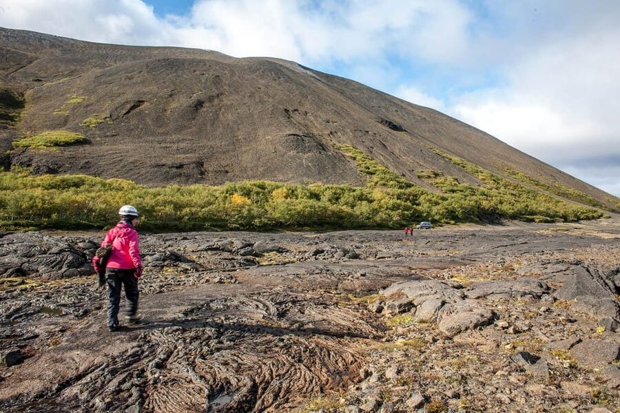 Lofthellir Ice Cave Super Jeep Tour - What to wear and carry