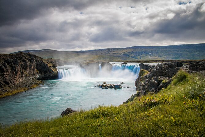Myvatn Nature Baths & Goðafoss Waterfall Akureyri Shore Excursion - Cruise timing is the real risk