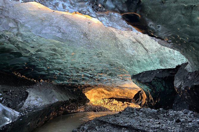 Natural Blue Ice Cave Tour of Vatnajökull Glacier from Jökulsárlón - The rocky walk to the glacier