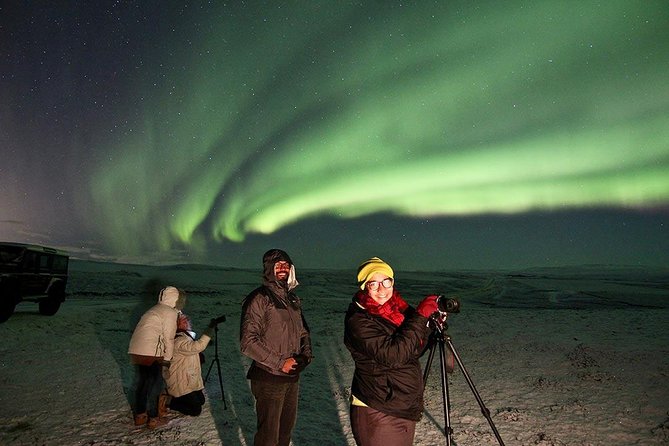 Northern Lights and Stargazing Small-Group Tour with Local Guide - Finding darkness outside Reykjavík