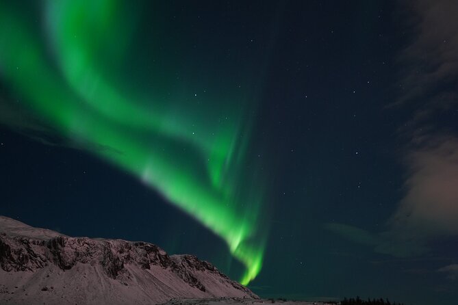 Northern Lights In luxury off-road SUV with Photos and Treats - Is $1,520 a Fair Price?