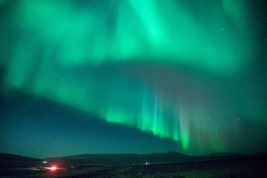 Northern Lights in Mini Bus, Photos, Hot Cocoa and Pastries - Should you book it?