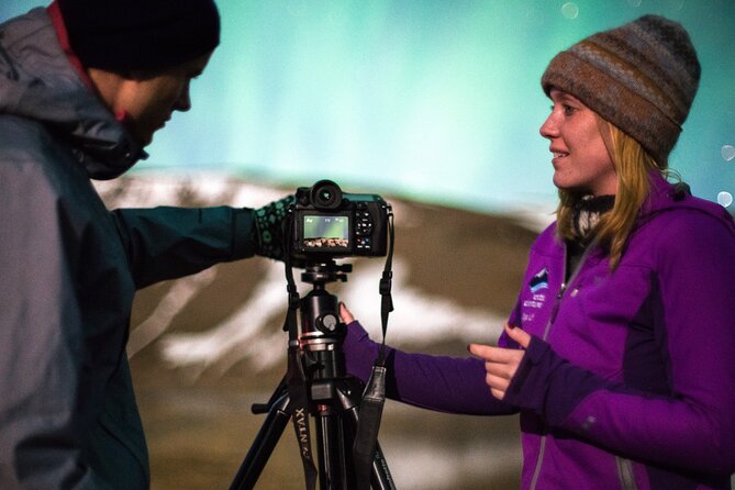 Northern Lights Minibus Tour with Hot Cocoa, Blankets & Photos - The value of a $106.44 evening