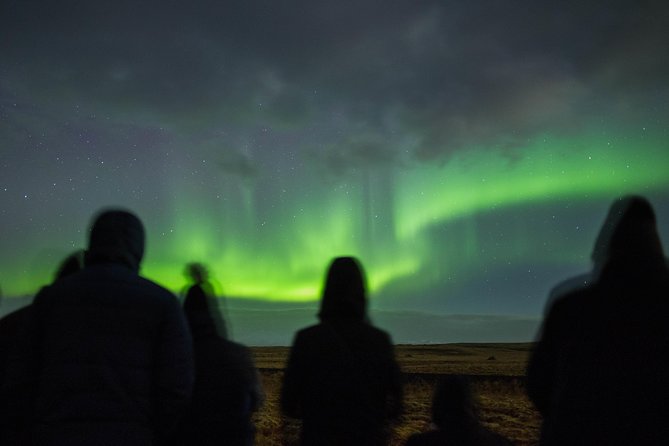 Northern Lights Night Tour from Reykjavik - Chasing the aurora beyond Reykjavik