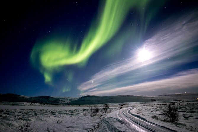 Northern Lights Photography from Akureyri - Group size, comfort, and pace