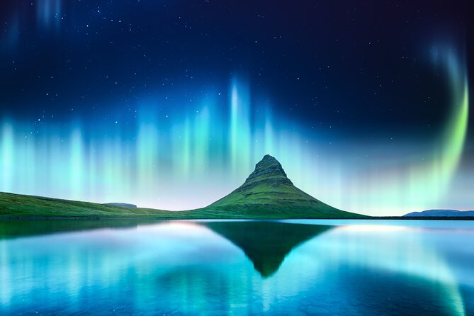 Northern Lights Small Group Tour from Reykjavik - Why the 9 pm start works