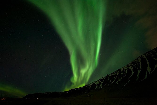 Northern Lights Small-Group Tour From Reykjavik with Hot Drink - Leaving Reykjavik’s city glow behind