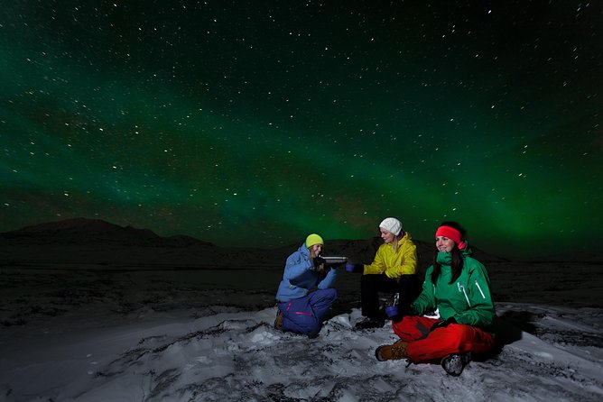 Northern Lights Tour from Reykjavik in a Super Jeep - Free photos when the sky finally clears
