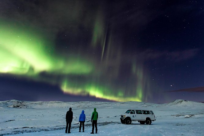 Northern Lights Tour from Reykjavik in a Super Jeep - The guides can make or break the evening