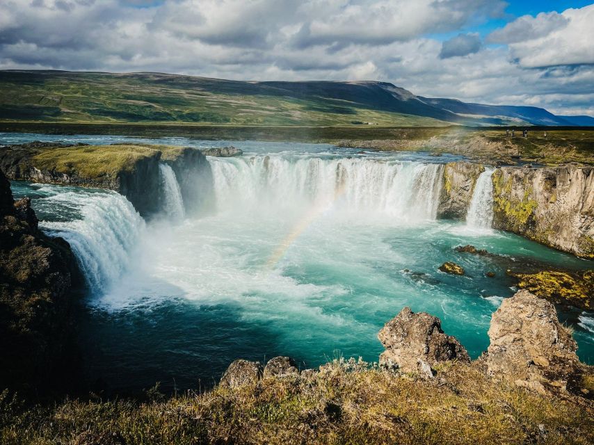 Port Akureyri: Godafoss Waterfall, Myvatn and Baths Tour - Why Lake Mývatn makes a strong day trip from Akureyri