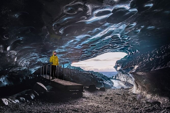 Premium Ice Cave Tour Vatnajokull Iceland - A 3 to 4-Hour Visit From Fjallsárlón Frost Restaurant